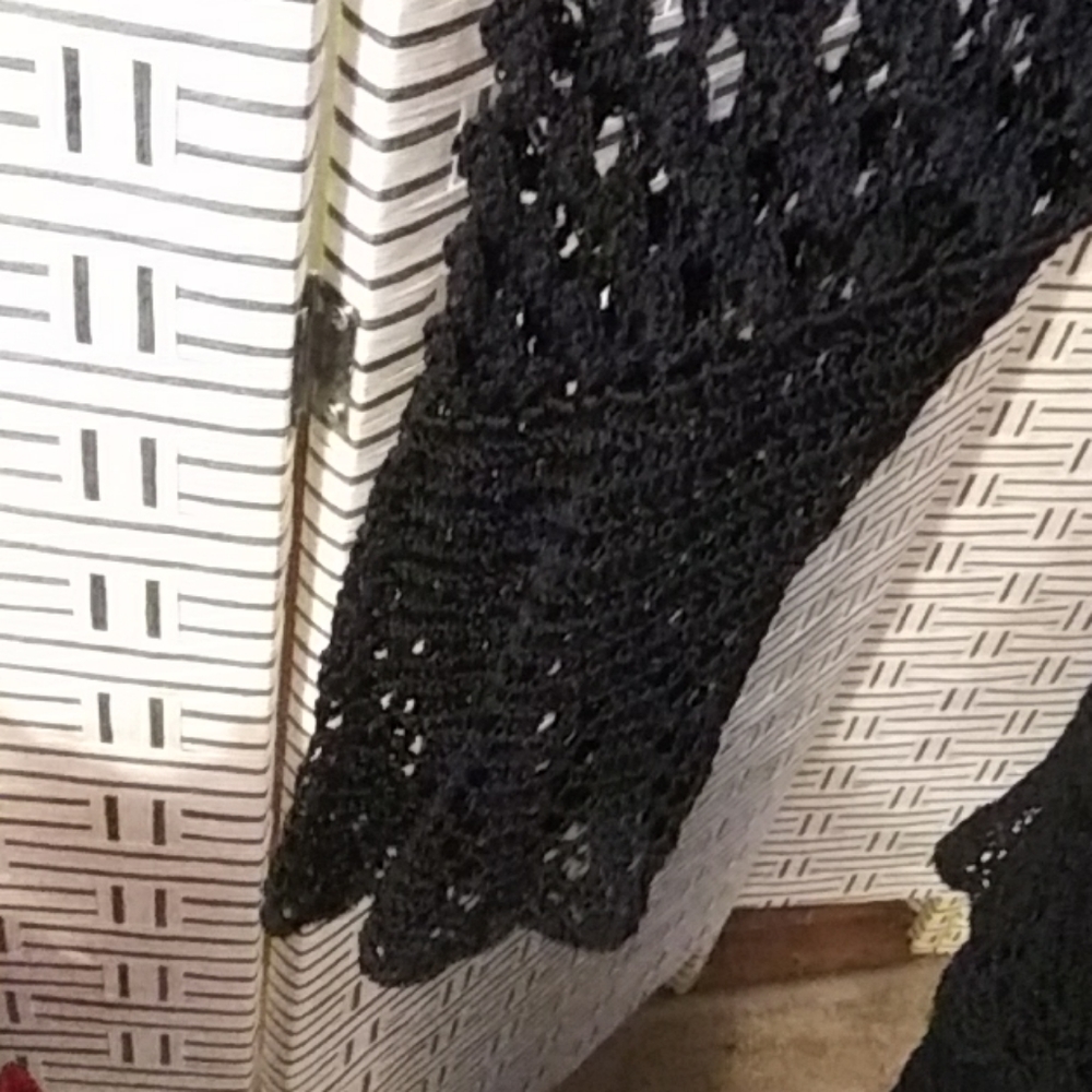 Sweater - Picture 8 of 8